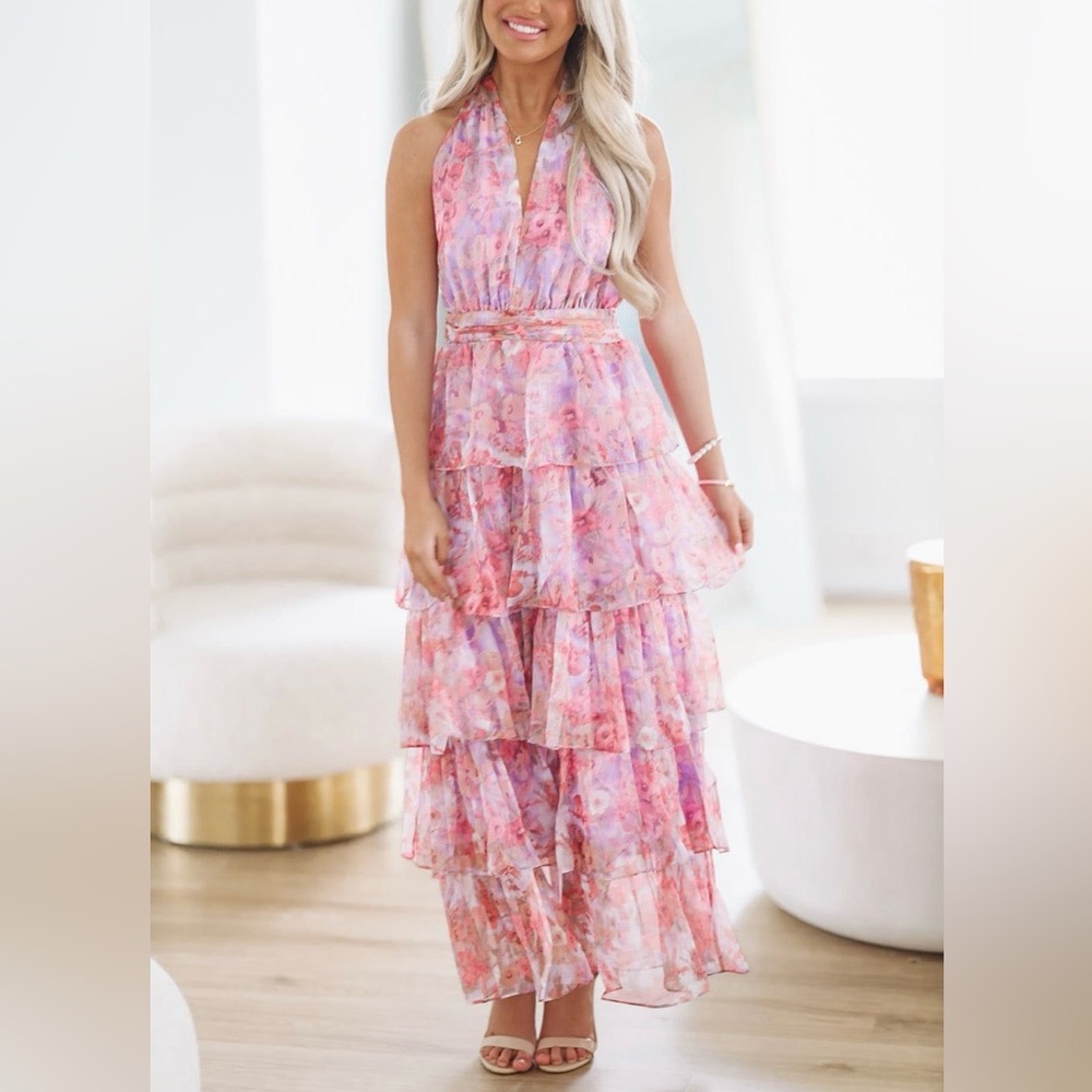 Long Ruffle Floral Formal Dress
Originally from Hazel and Olive online boutique
